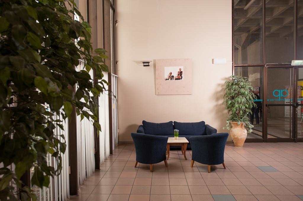 Apropo Hotel Ramat Gan Bagian luar foto