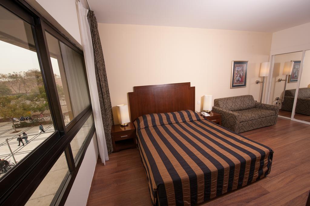 Apropo Hotel Ramat Gan Ruang foto