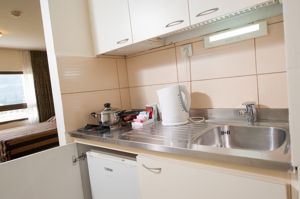 Apropo Hotel Ramat Gan Ruang foto
