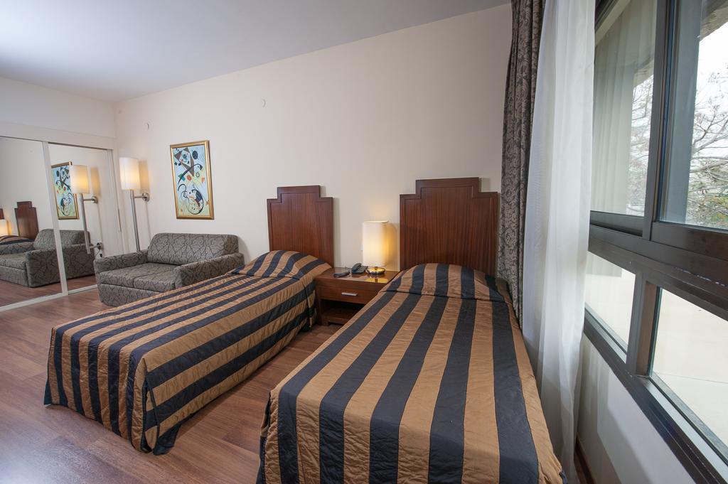 Apropo Hotel Ramat Gan Ruang foto